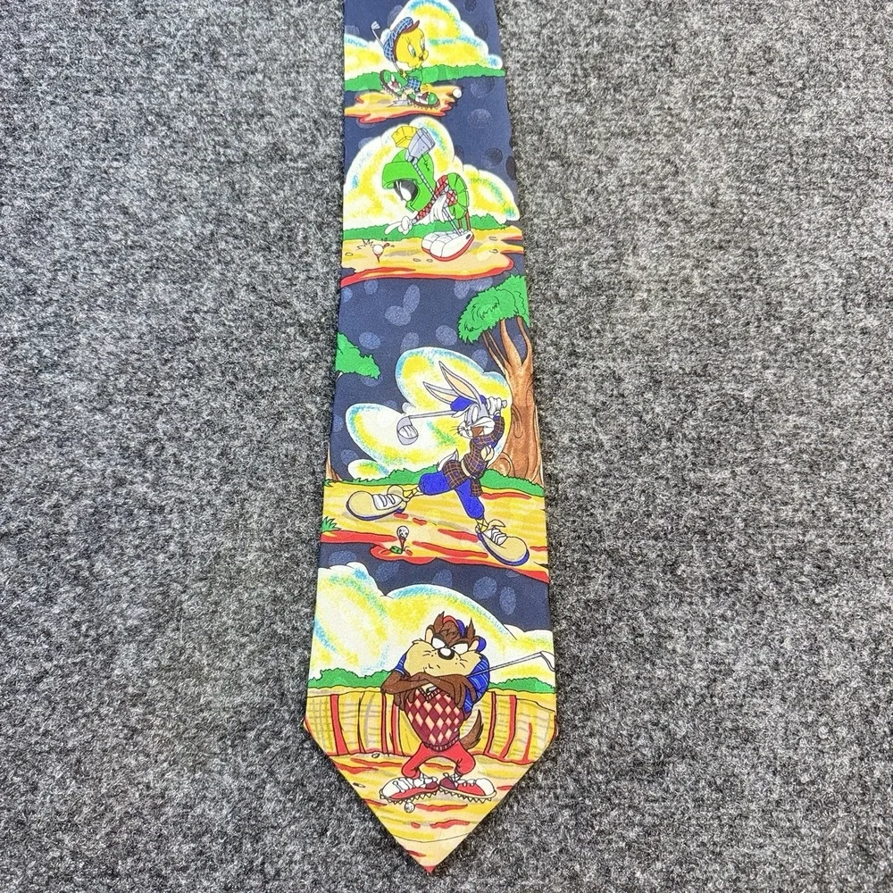 Looney Tunes Mania‎ 1994 100% Silk Vintage Neck Tie Bugs Bunny Tweety Taz